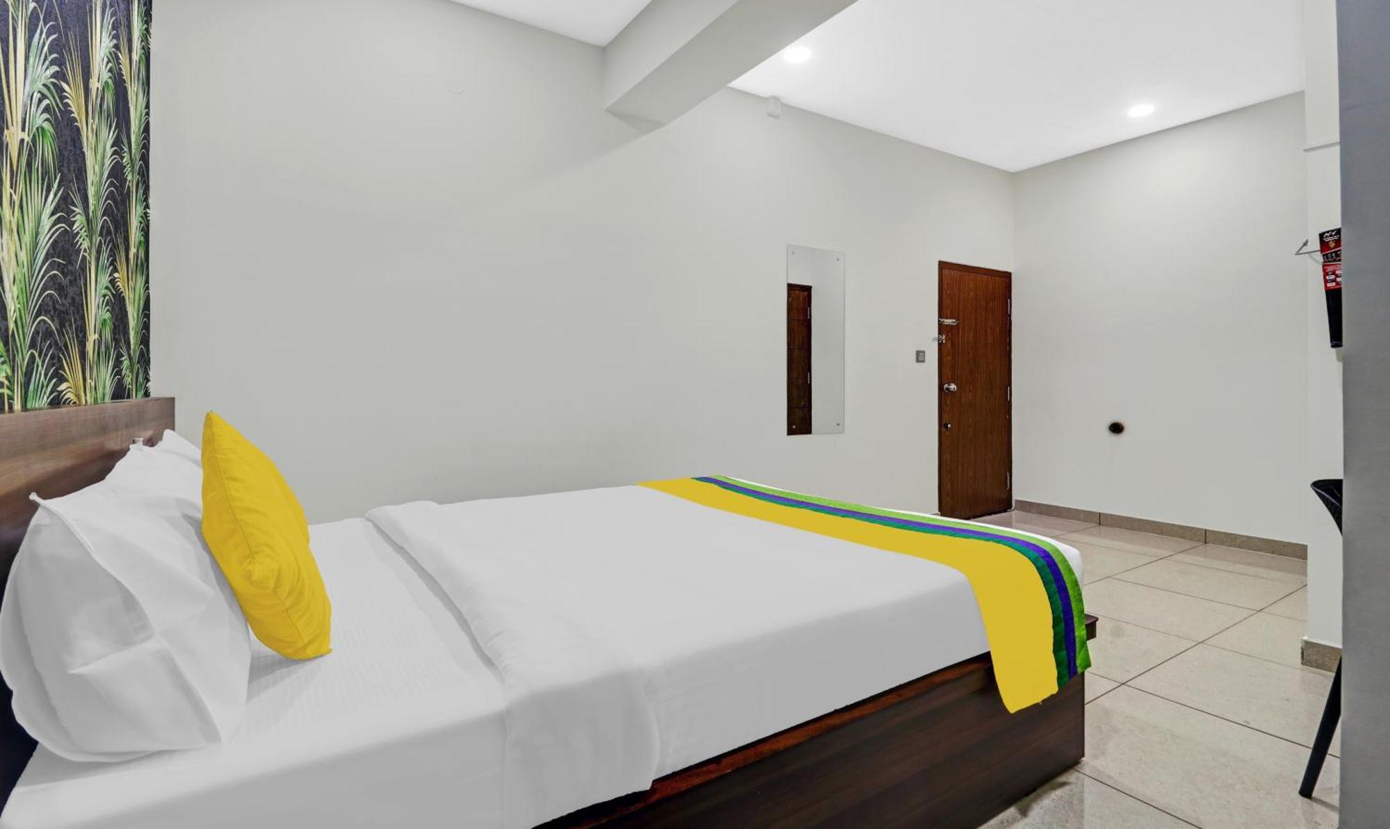 Hotel Nrm Residency Mysore Eksteriør billede