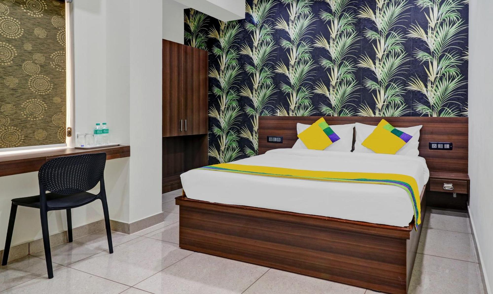 Hotel Nrm Residency Mysore Eksteriør billede