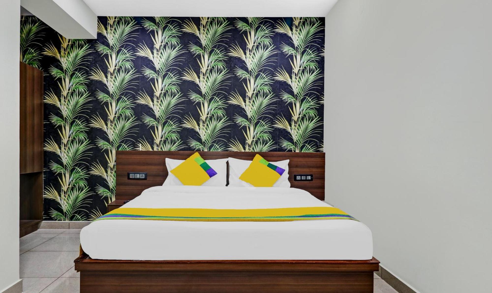 Hotel Nrm Residency Mysore Eksteriør billede